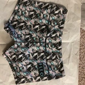 FLEO booty shorts XS
